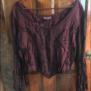 Free-Size maroon detailed blouse